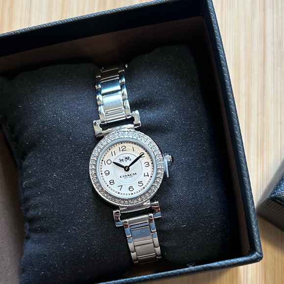 Coach Madison Watch With 24mm Silver Face & Silver Bracelet - Picture 1 of 6